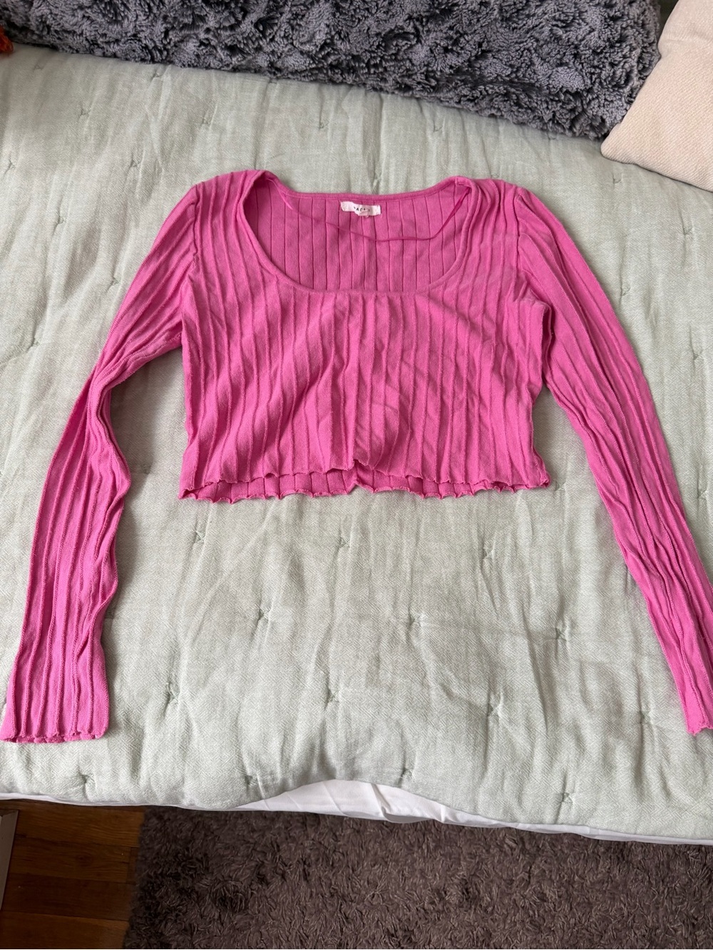 PacSun Hot Pink Ribbed Long-Sleeve Cropped Top